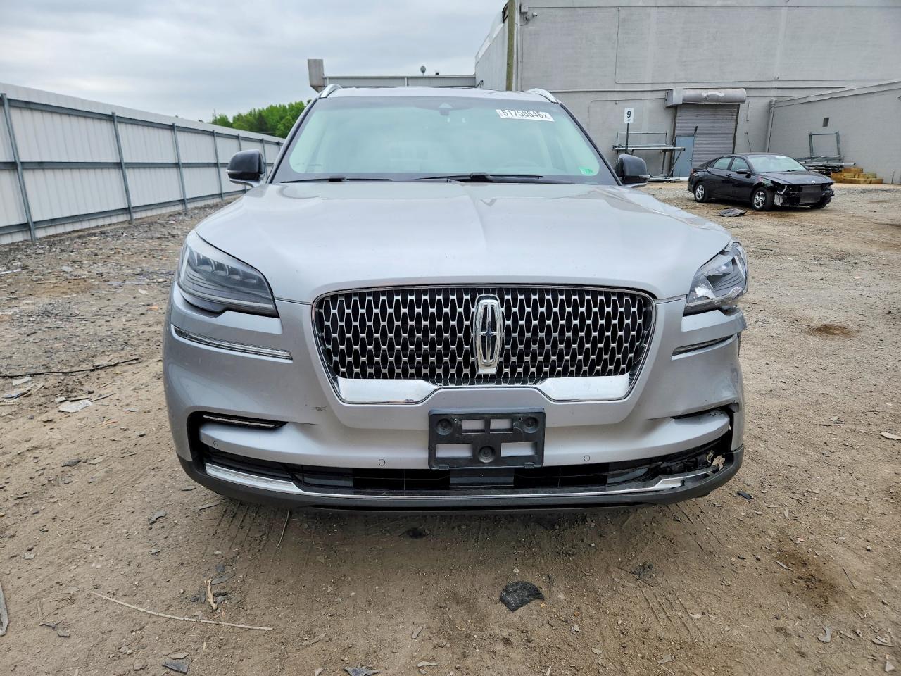 Lincoln Aviator