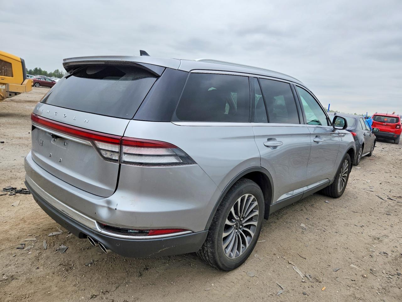 Lincoln Aviator