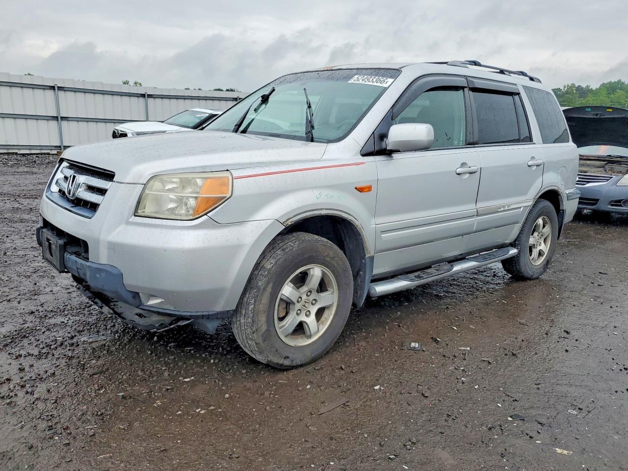 Salvage Honda Pilot Image