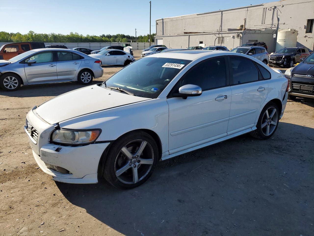 Salvage Volvo S40 Image