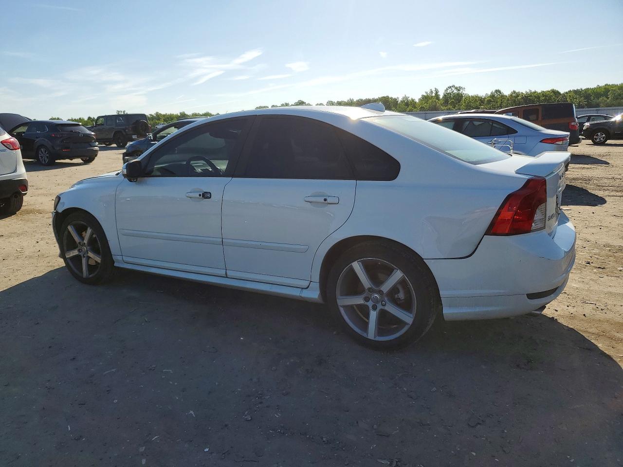 Volvo S40 T5