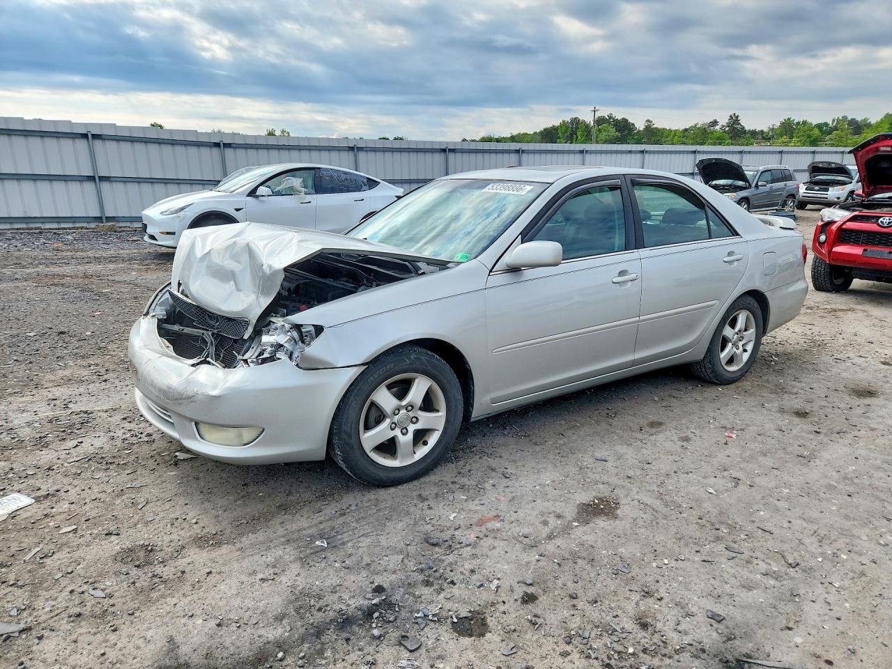 Salvage Toyota Camry Image