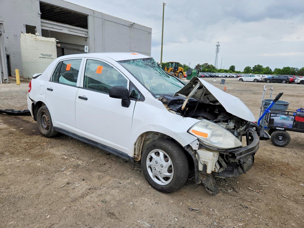 Nissan Versa 1.6 Base