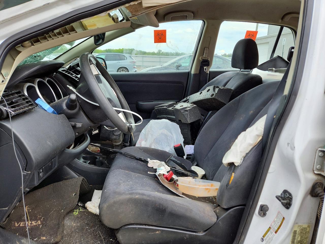 Nissan Versa 1.6 Base
