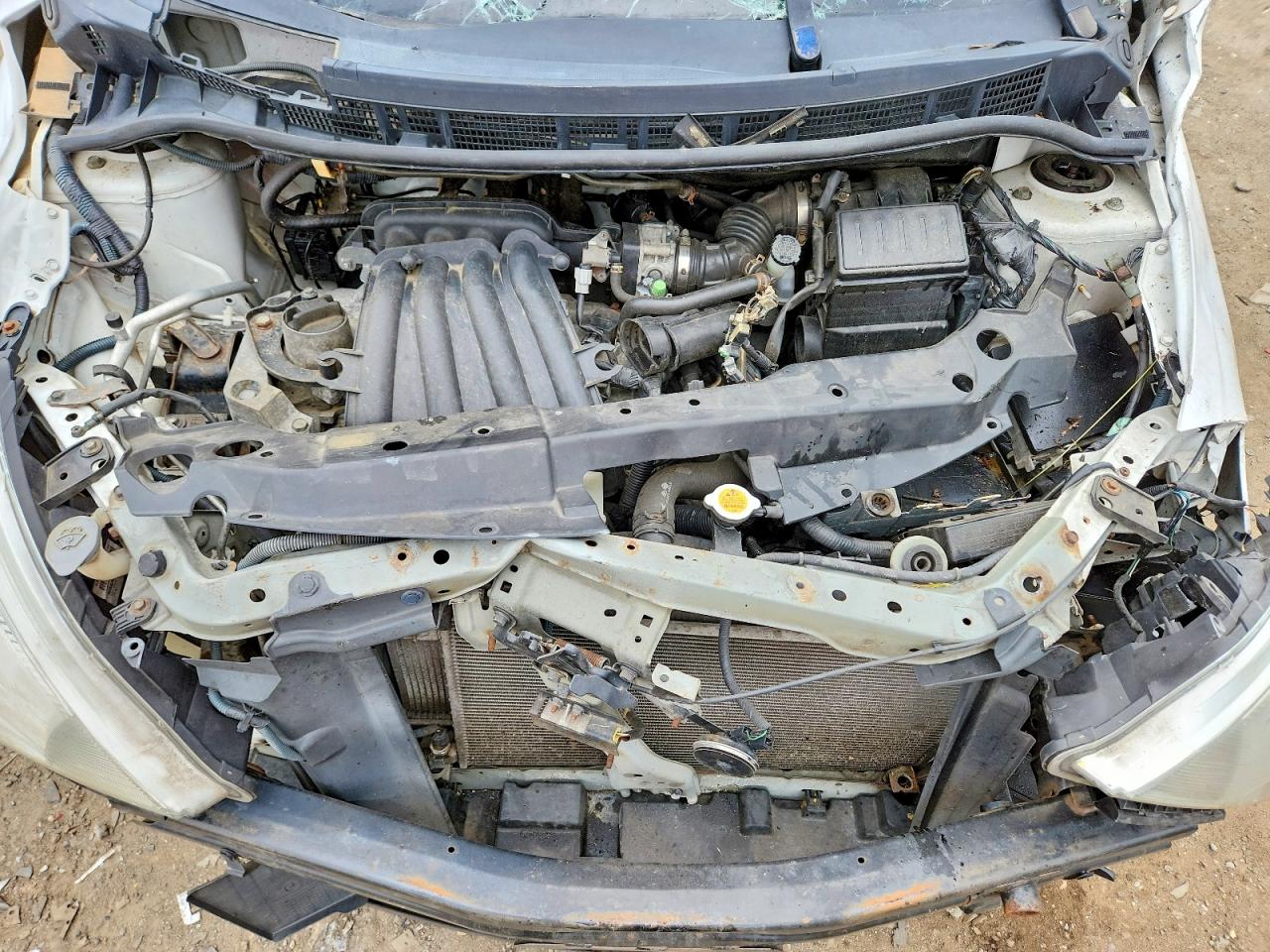 Nissan Versa 1.6 Base