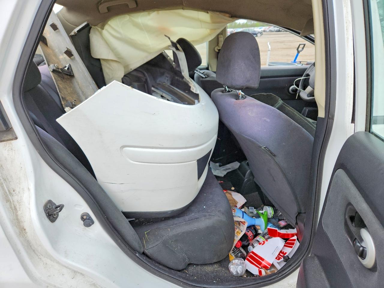 Nissan Versa 1.6 Base