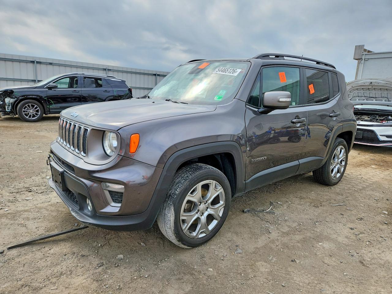 Salvage Jeep Renegade Image