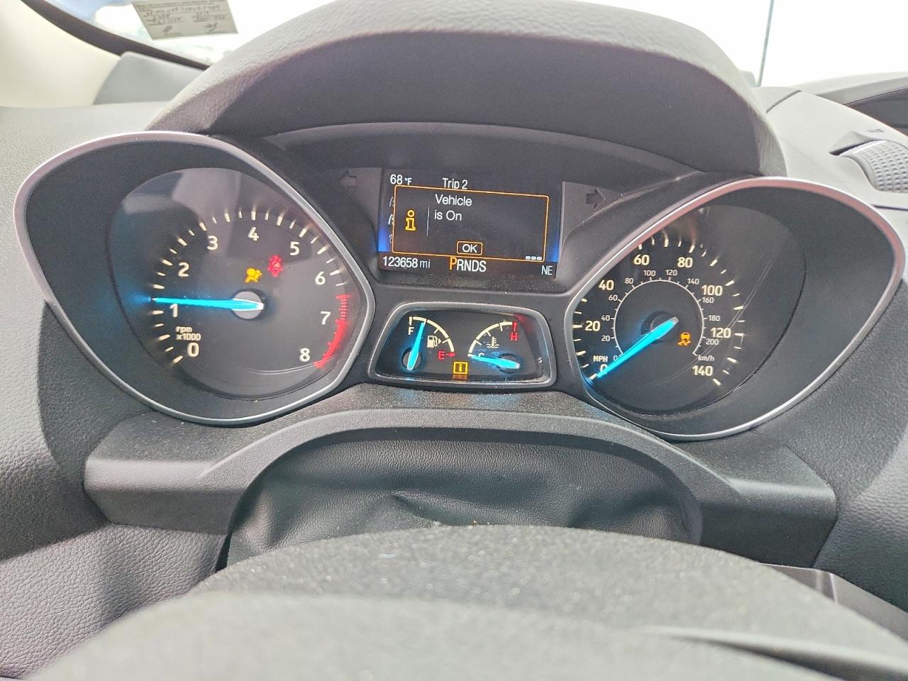 Ford Escape S