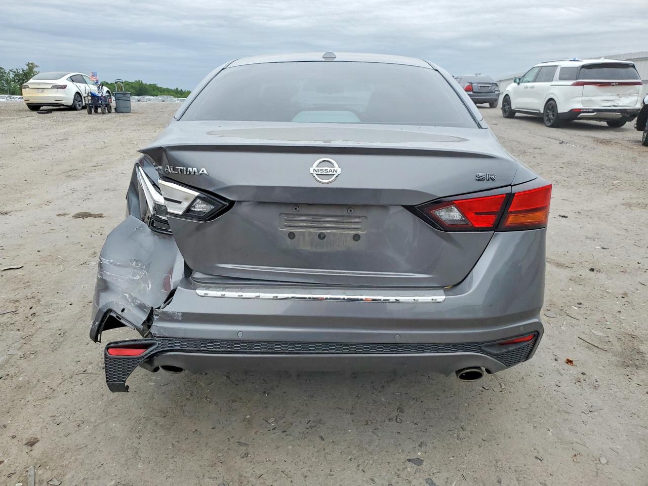 Nissan Altima Sr