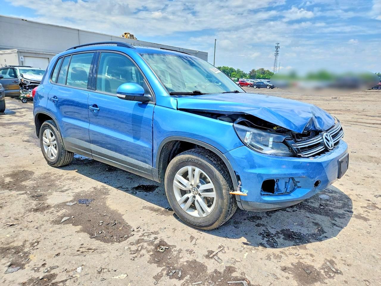 Volkswagen Tiguan S