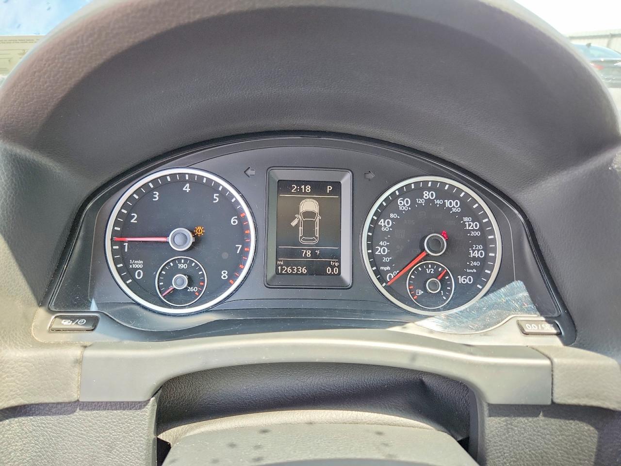 Volkswagen Tiguan S