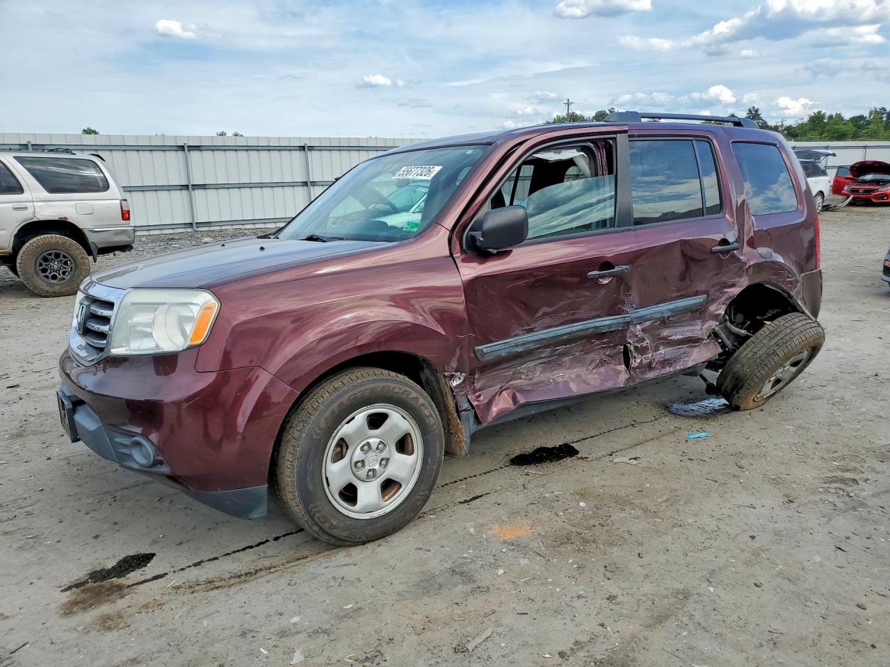 Salvage Honda Pilot Image