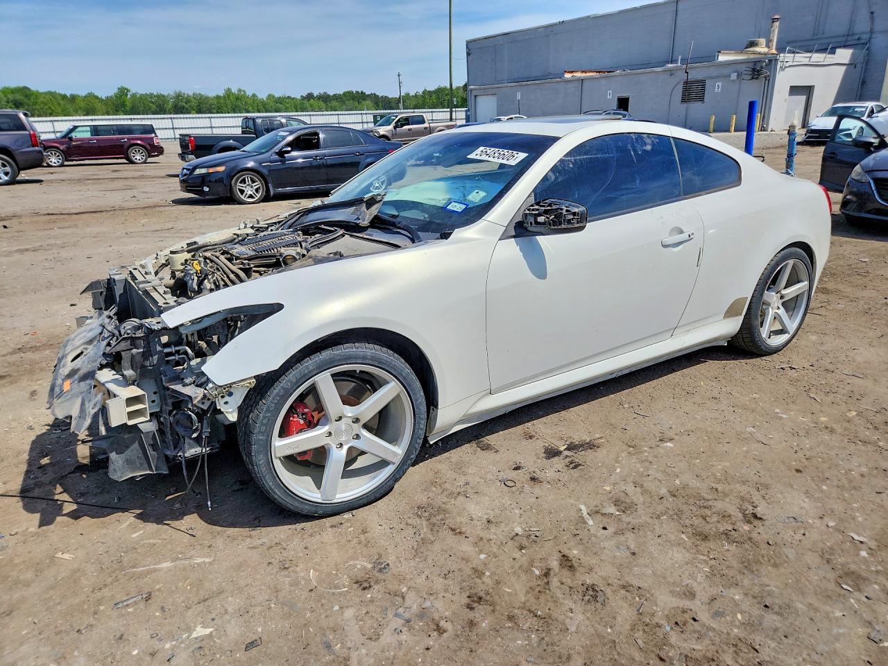 Salvage INFINITI Q60 Image