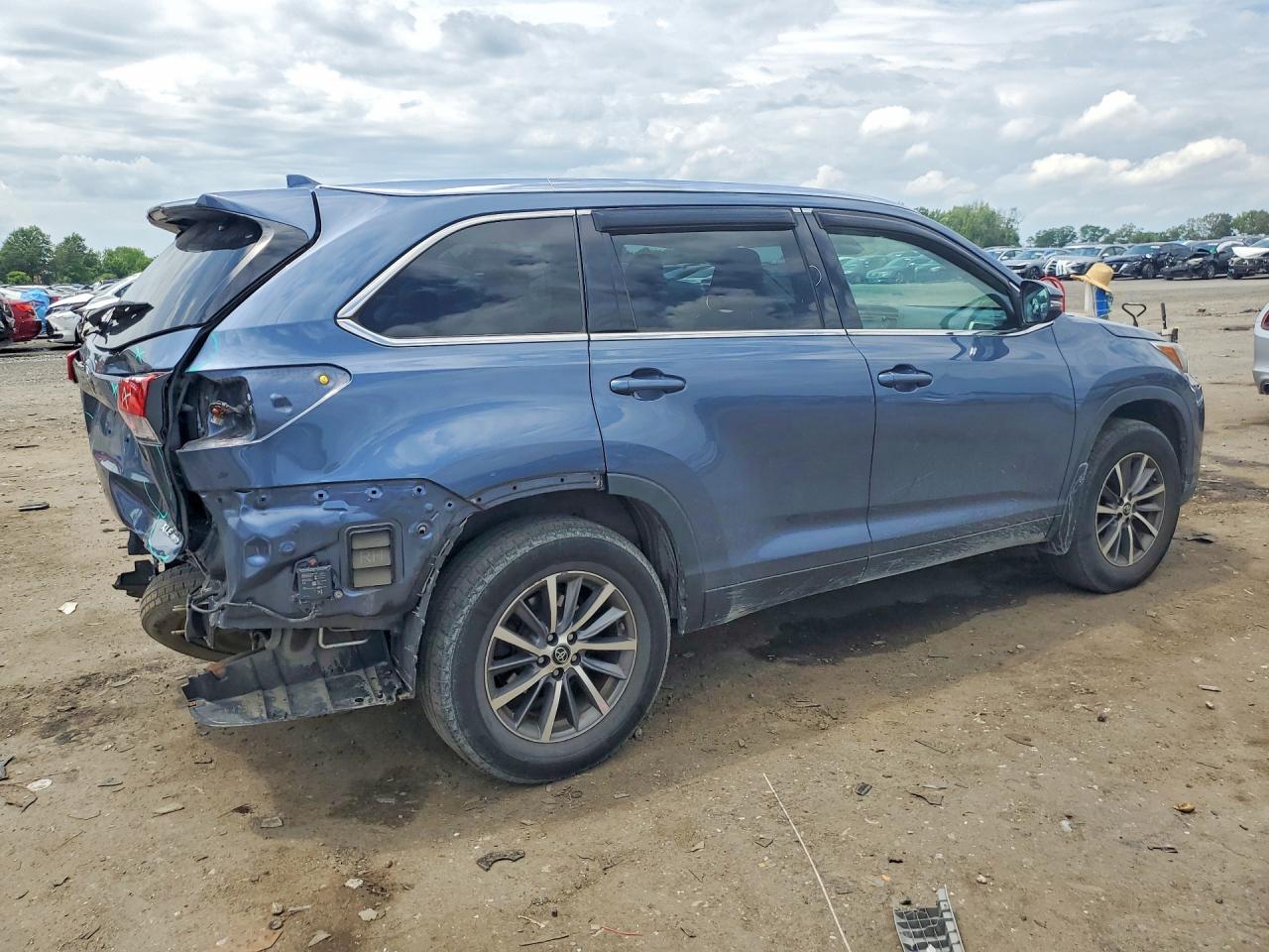 Toyota Highlander Xle