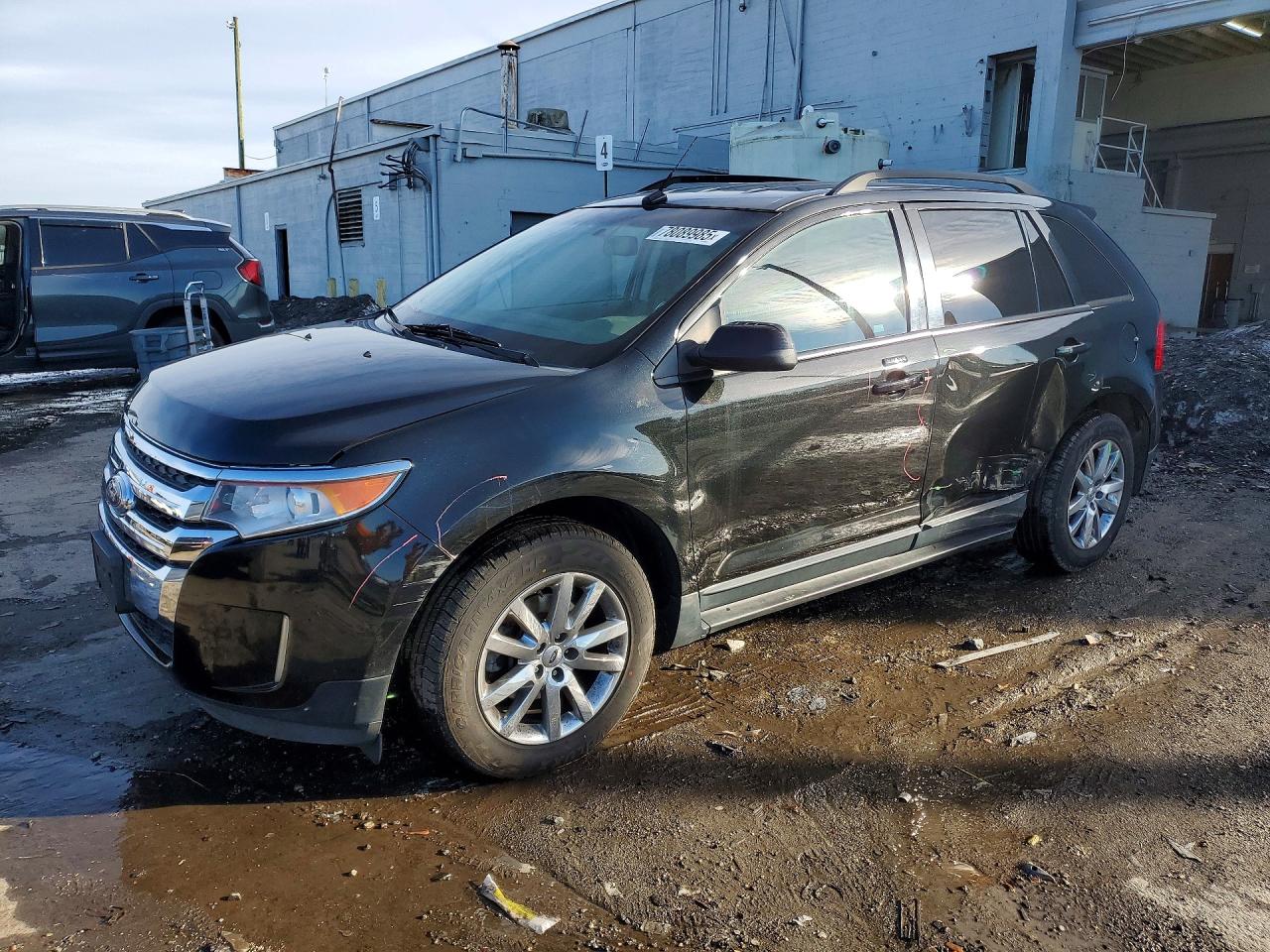 Salvage Ford Edge Image