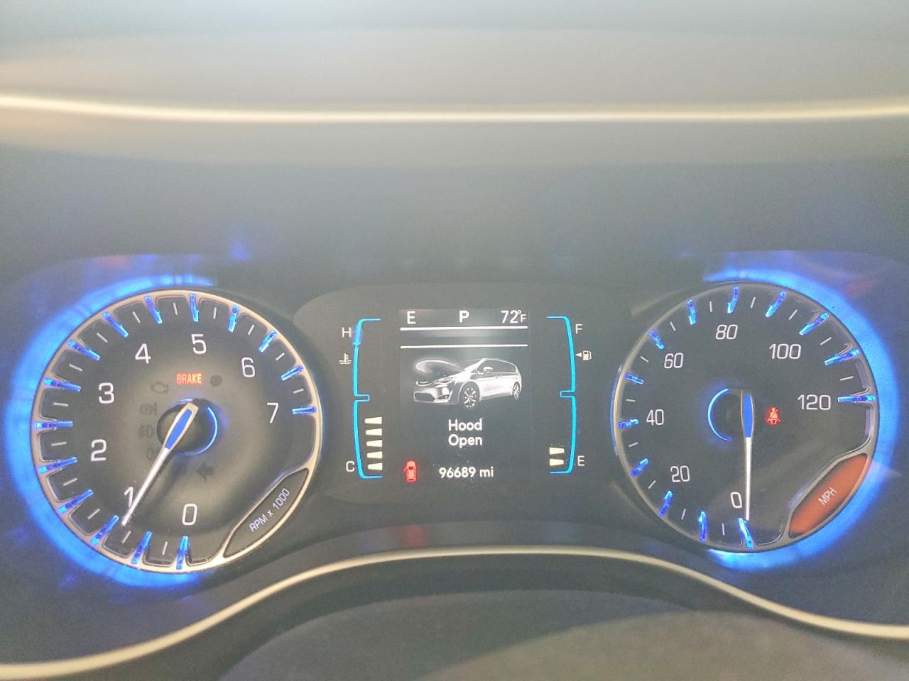 Chrysler Pacifica Touring L