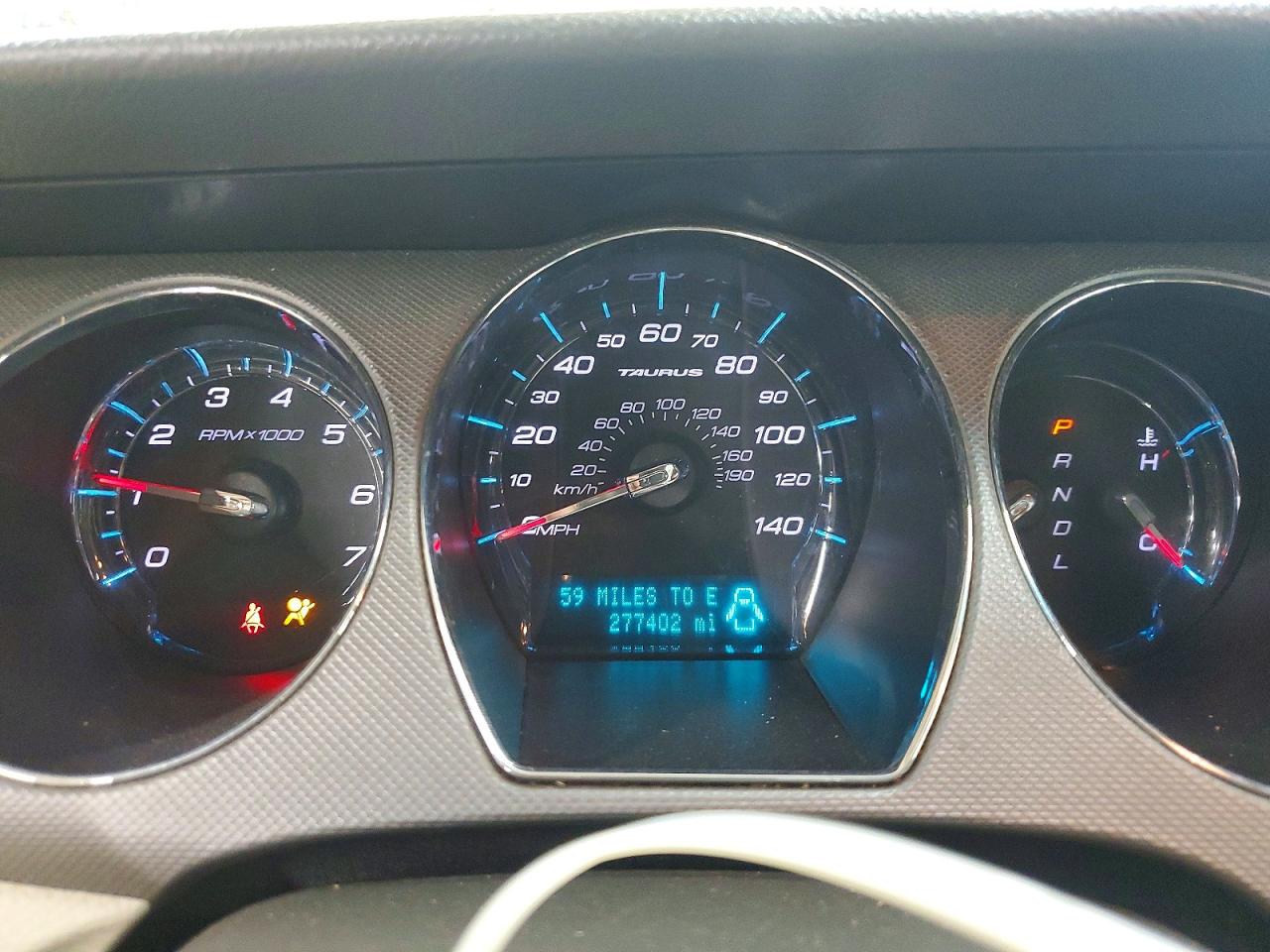 Ford Taurus Se