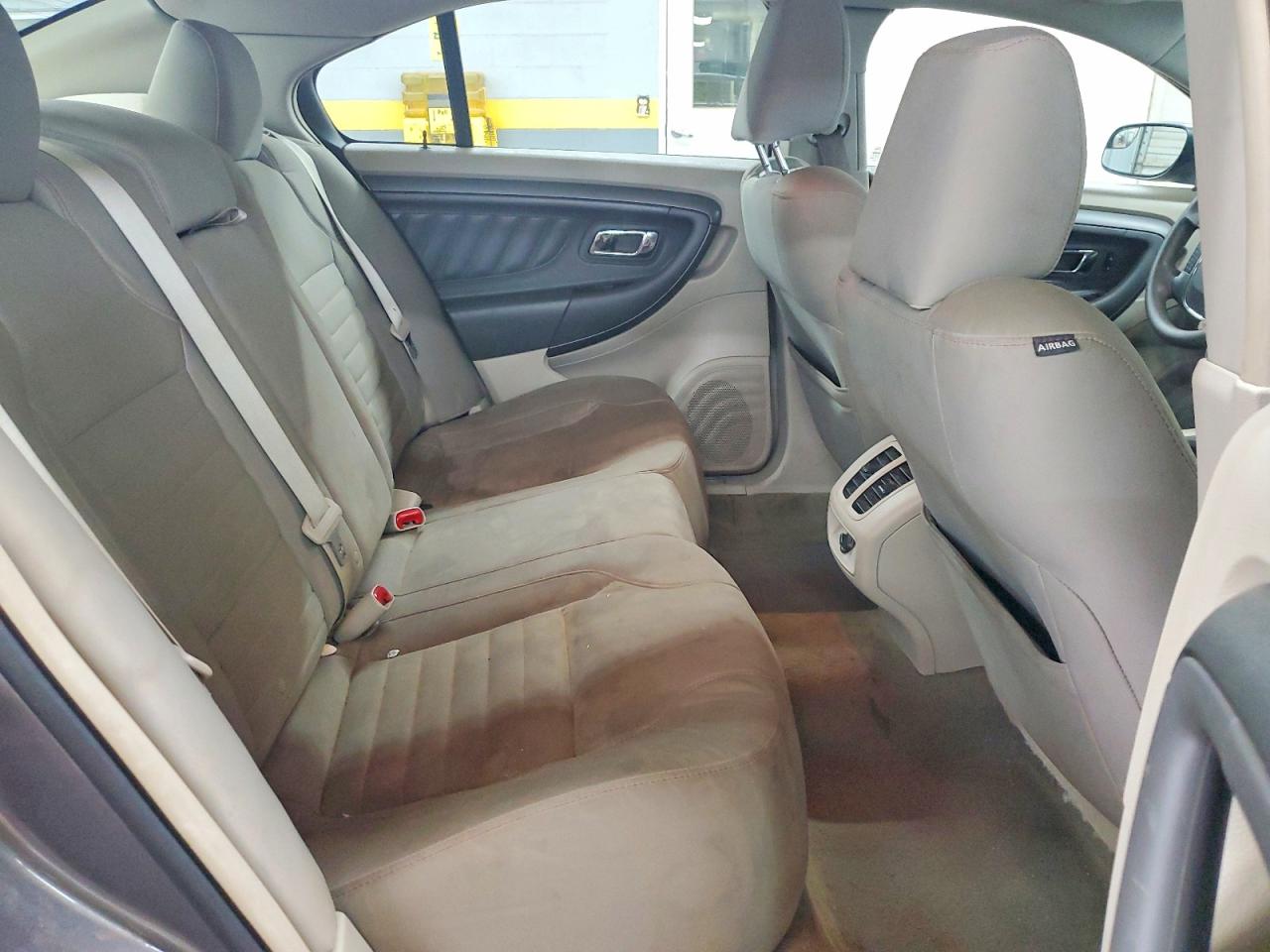 Ford Taurus Se