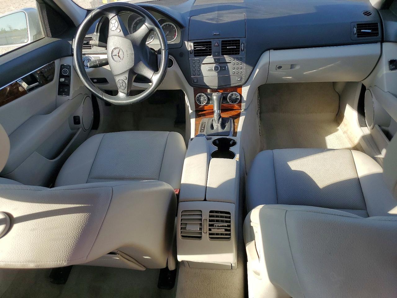 Mercedes-Benz C-Class 300