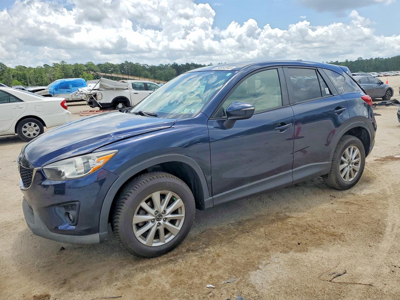 Salvage Mazda Cx Image