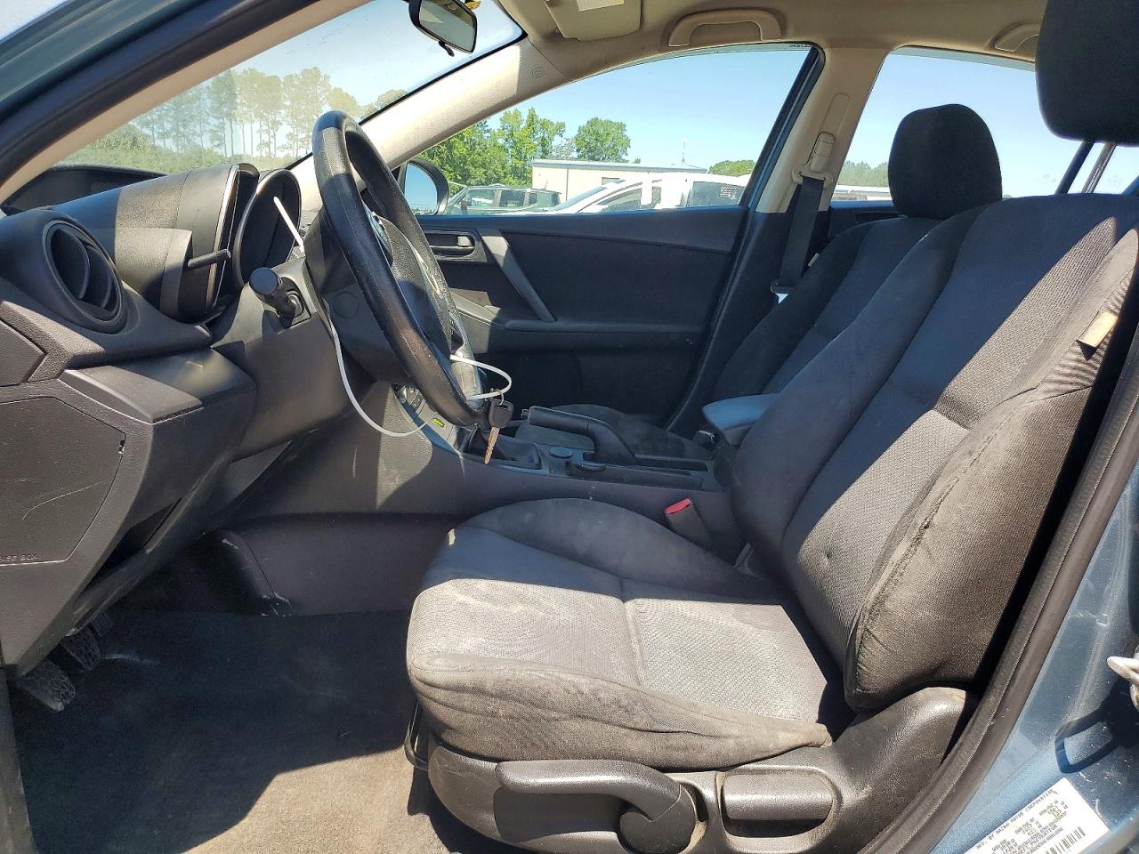 Mazda 3 I