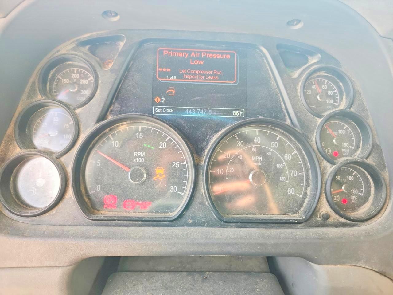Peterbilt 567
