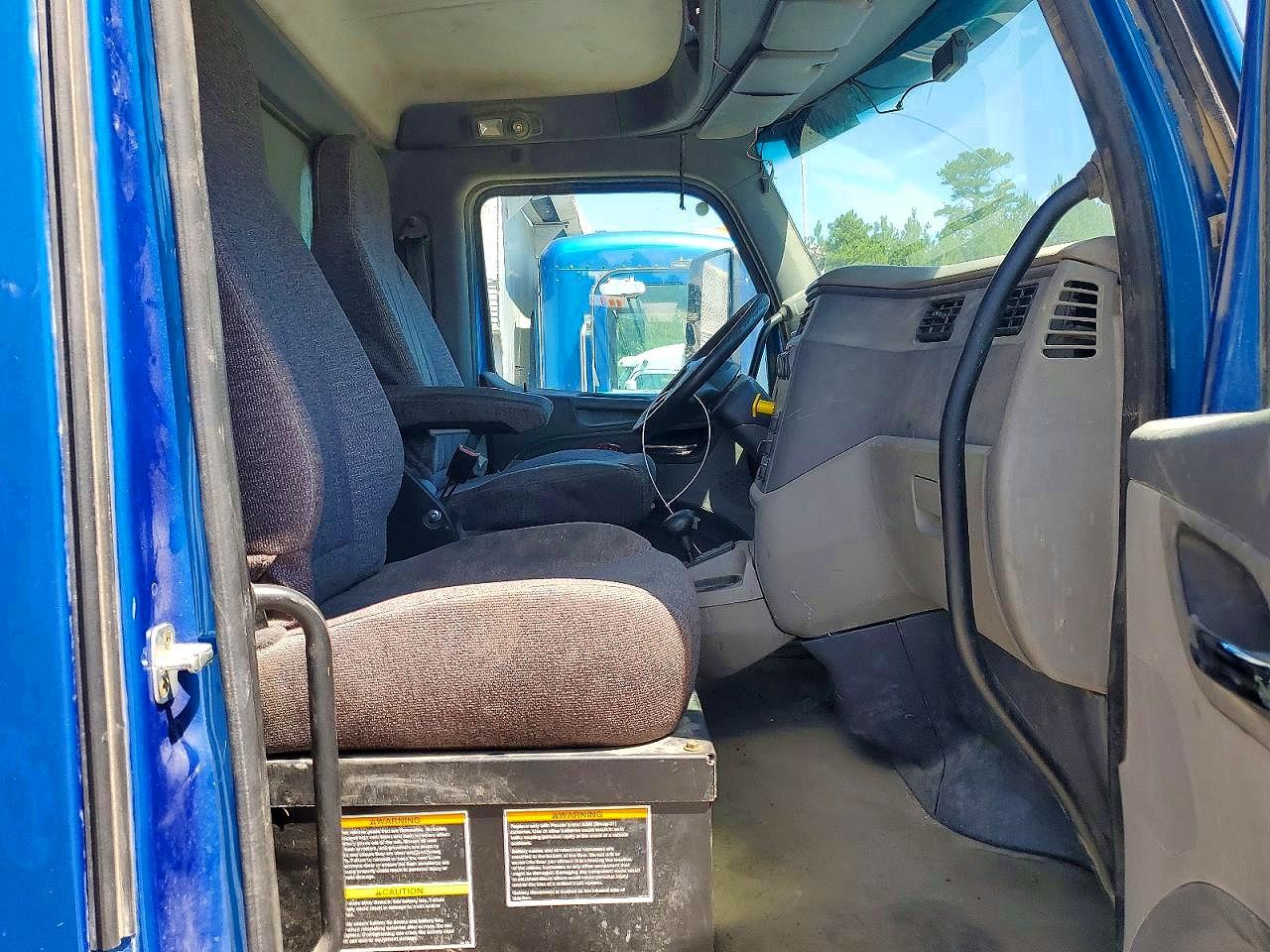 Peterbilt 567