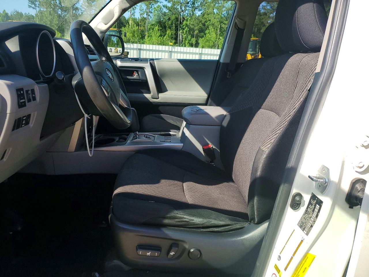 Toyota 4Runner Sr5