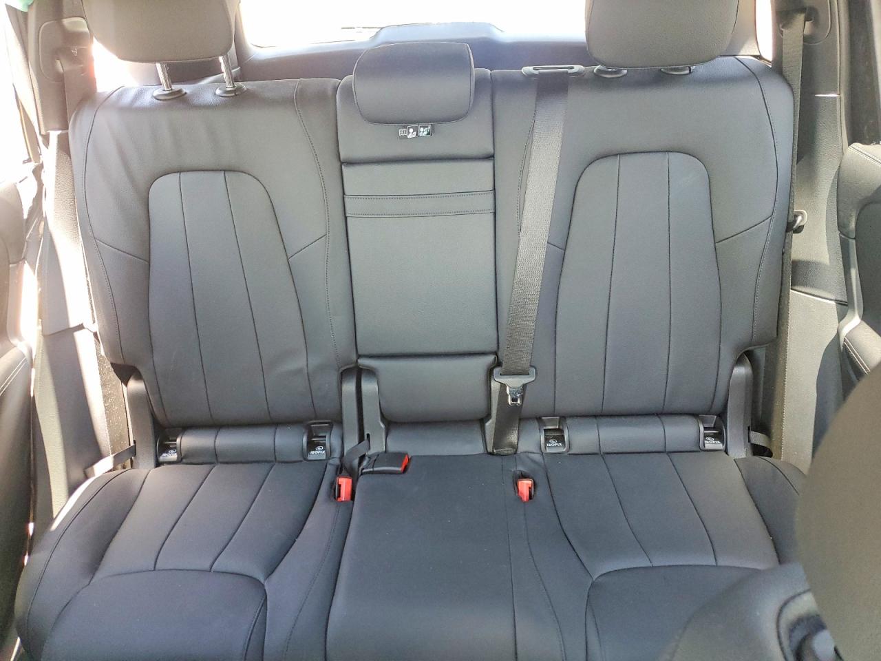 Mercedes-Benz GLB 250