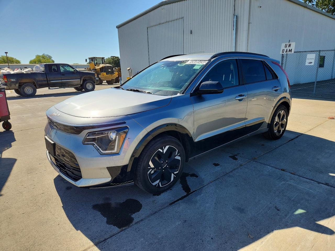Salvage Kia Niro Image