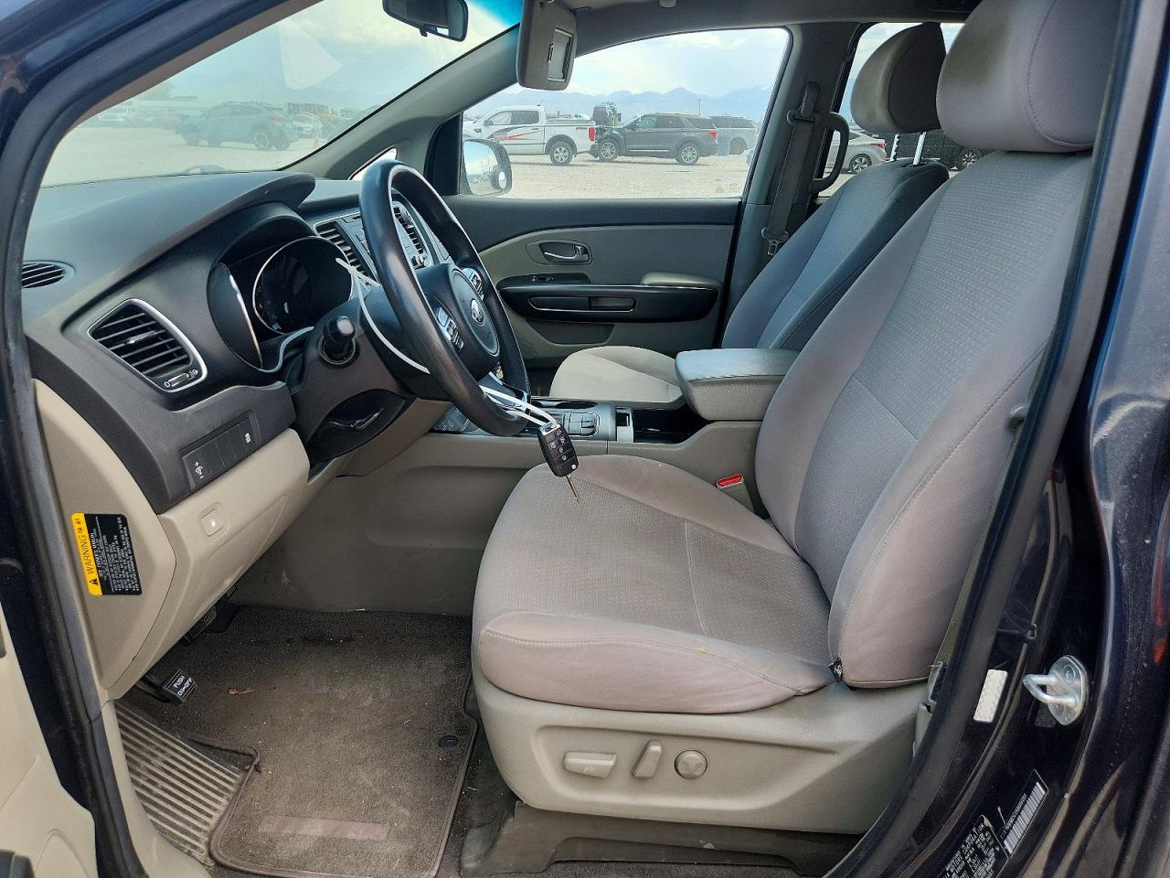 Kia Sedona Lx