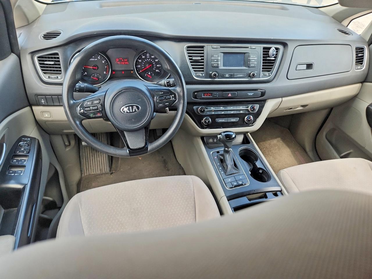 Kia Sedona Lx