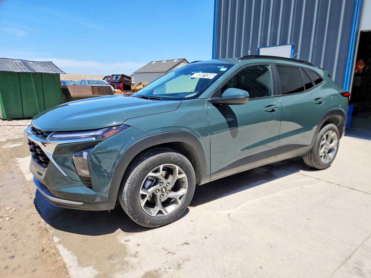 Salvage Chevrolet Trax Image