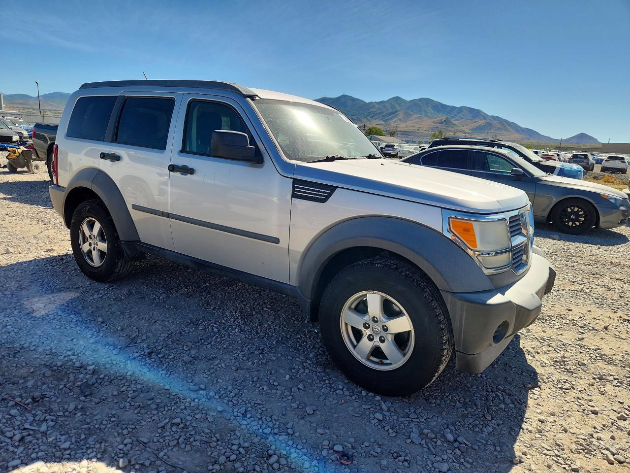 Dodge Nitro Sxt