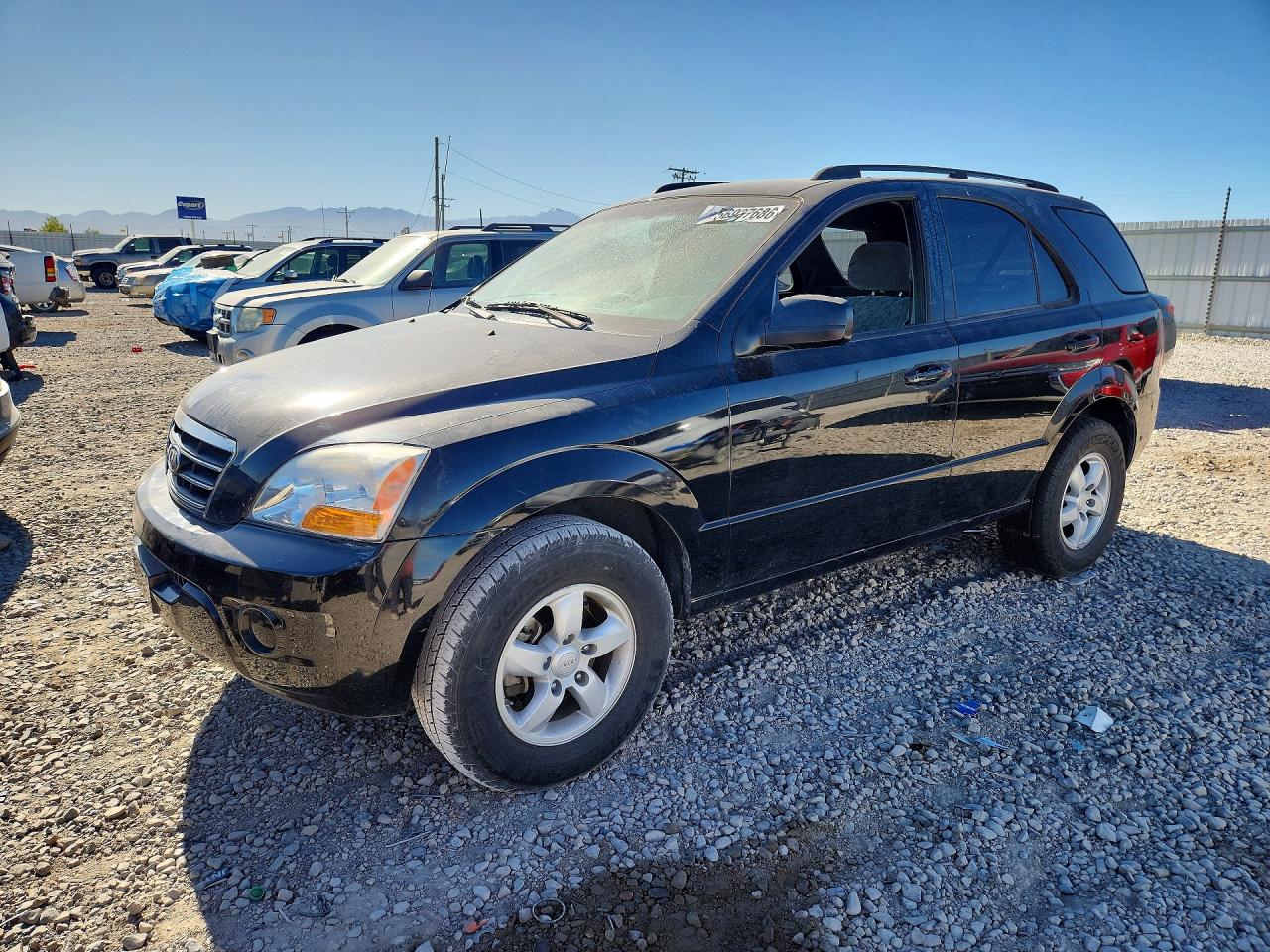 Salvage Kia Sorento Image