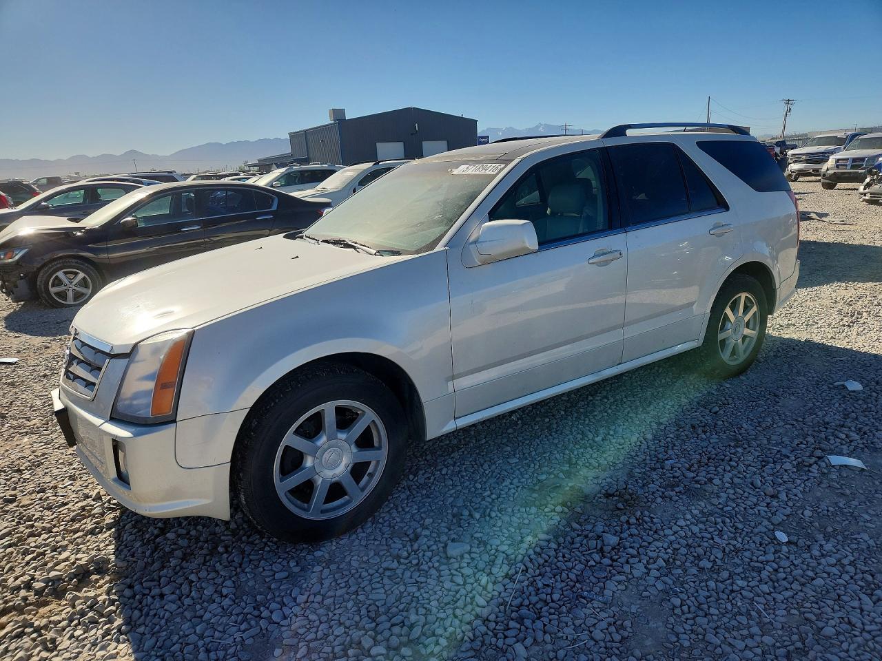 Salvage Cadillac SRX Image
