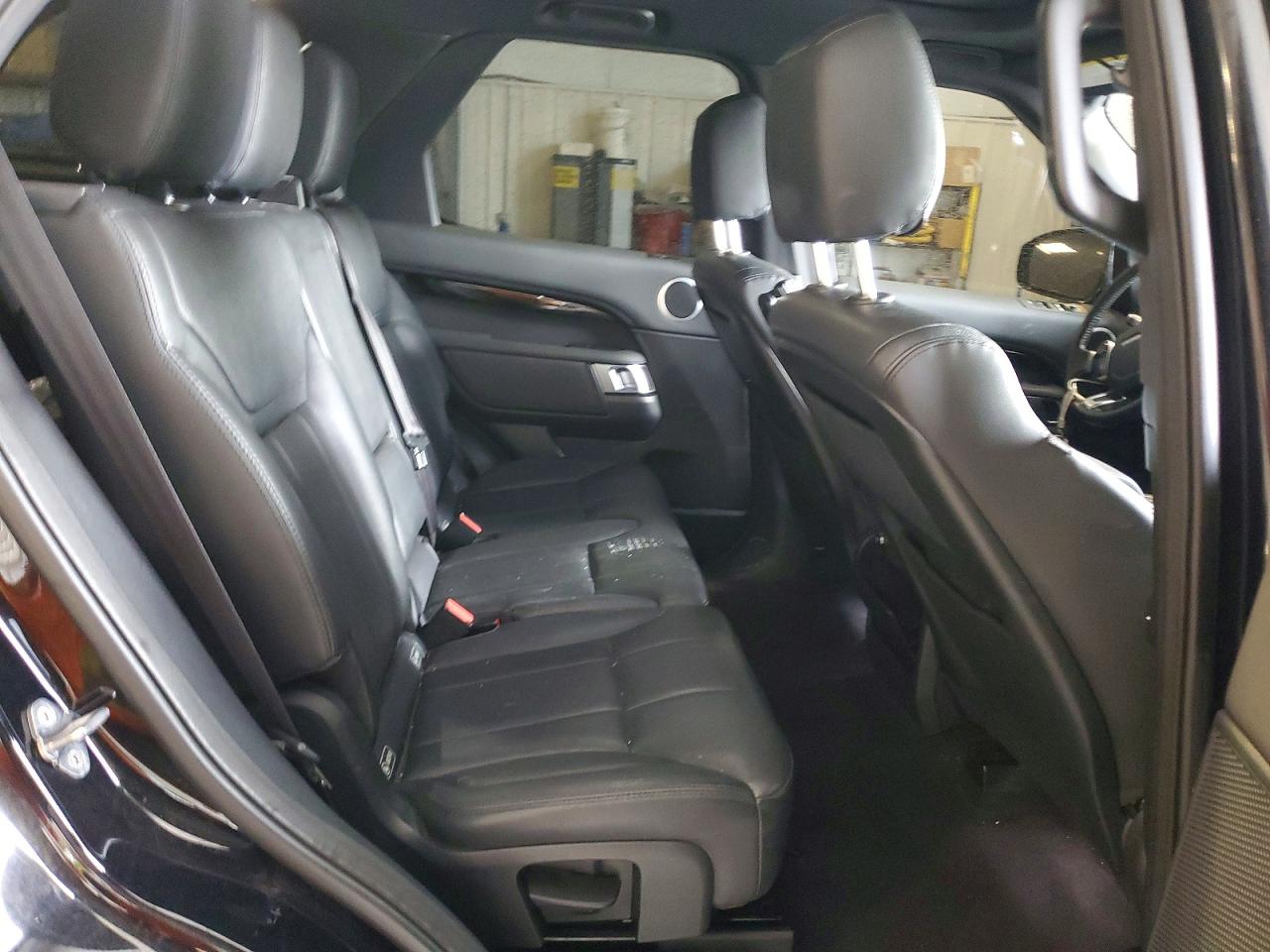 Land Rover Discovery Se