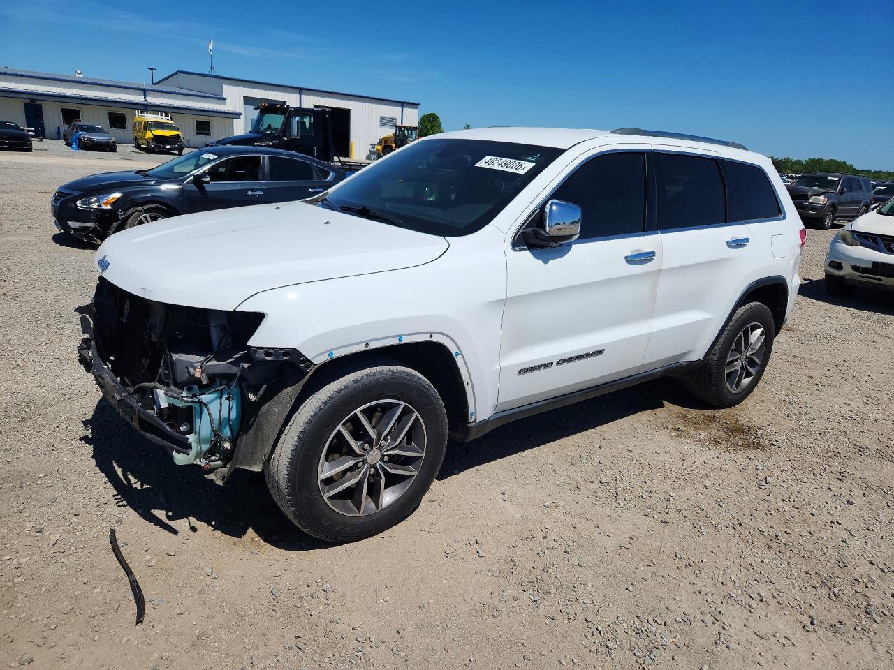 Salvage Jeep Cherokee Image