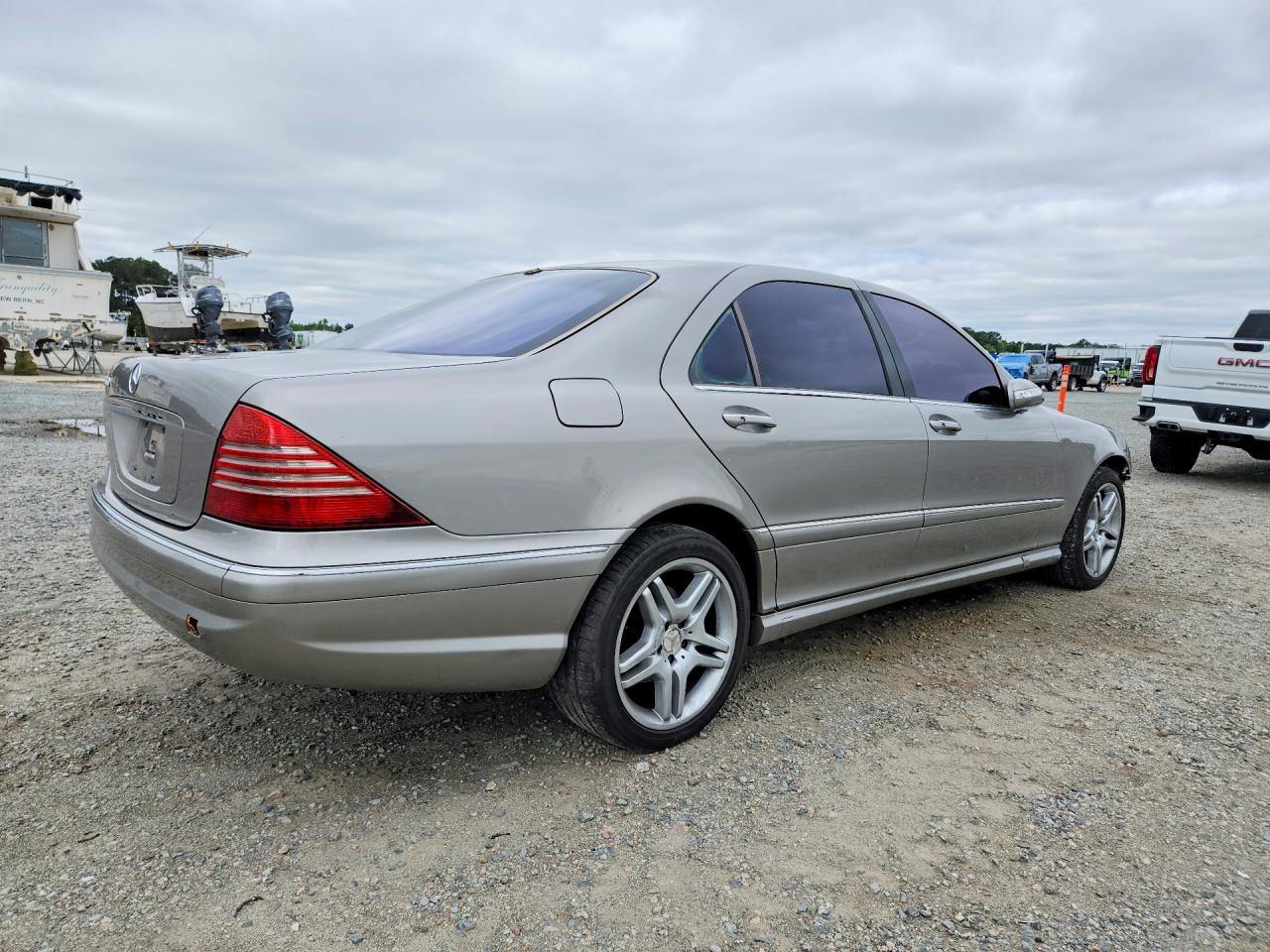 Mercedes-Benz S-Class 500