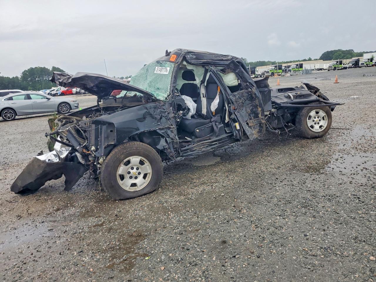 Salvage Chevrolet Silverado Image