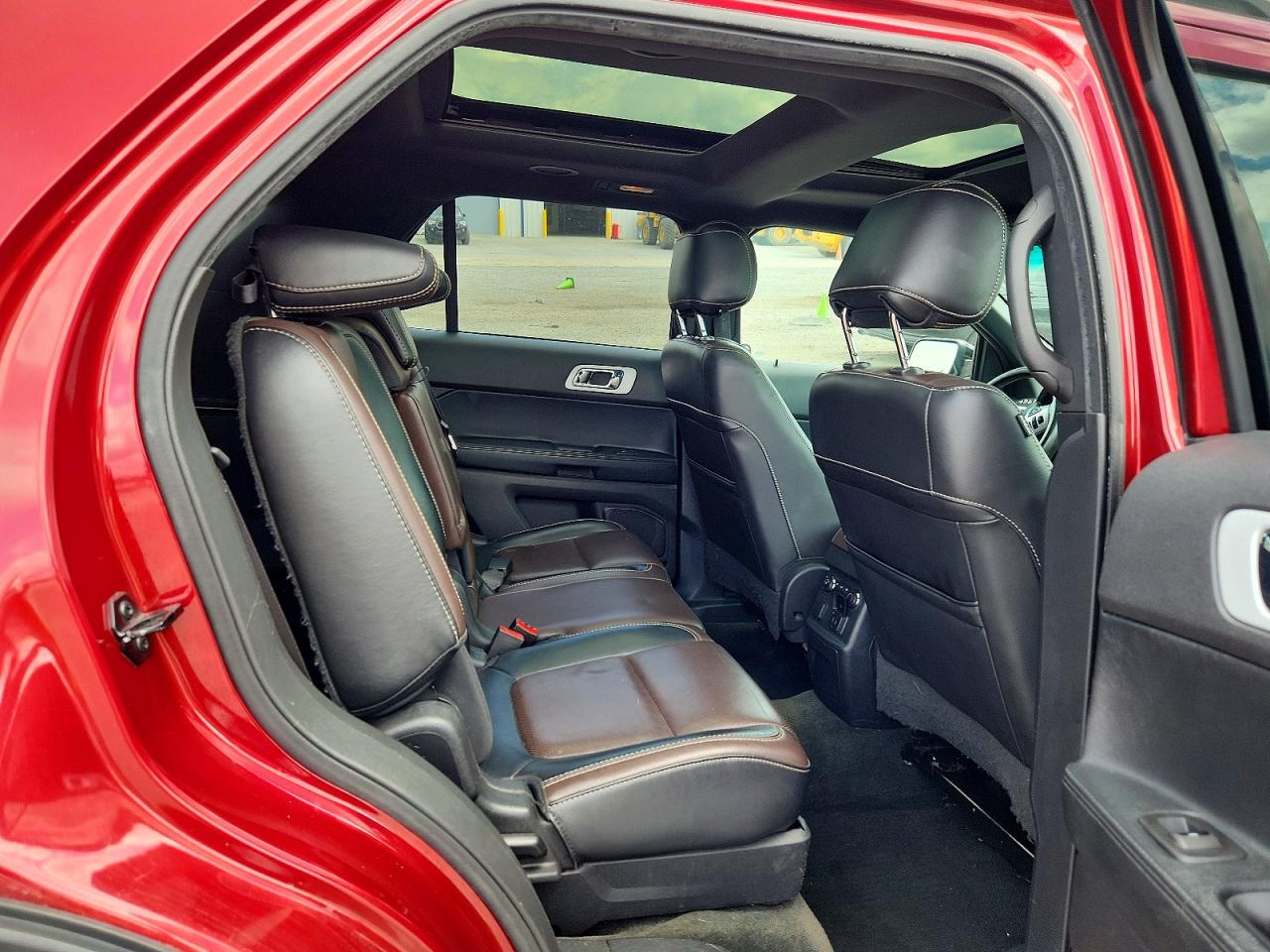 Ford Explorer Sport