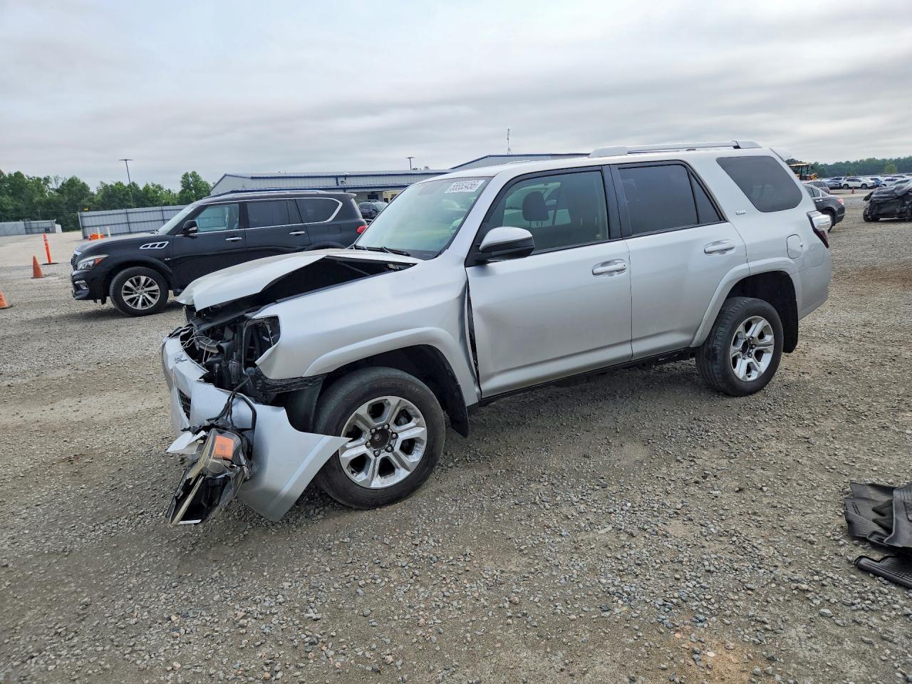 Salvage Toyota 4Runner Image