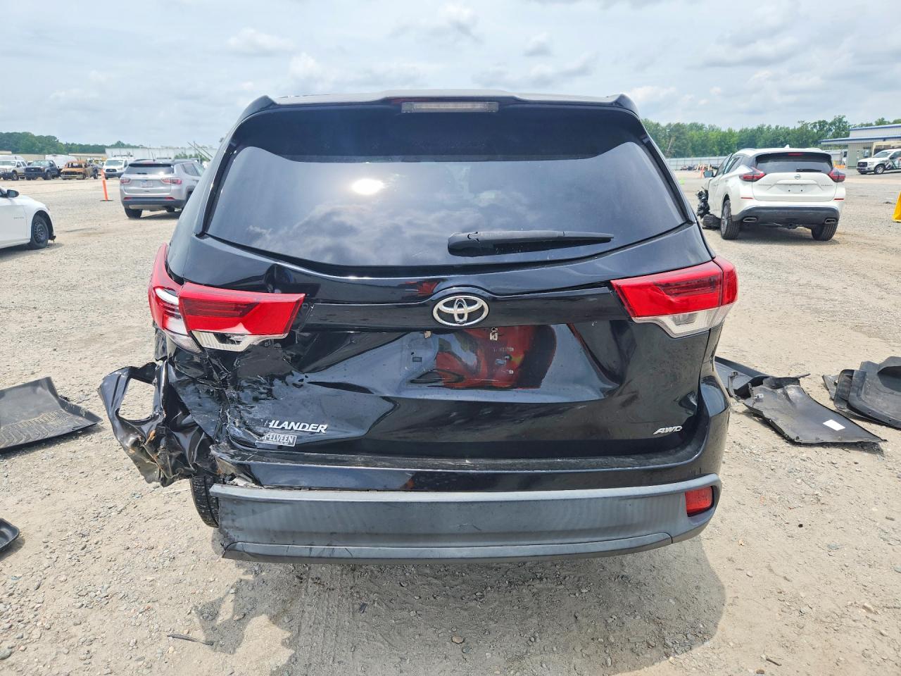 Toyota Highlander Le