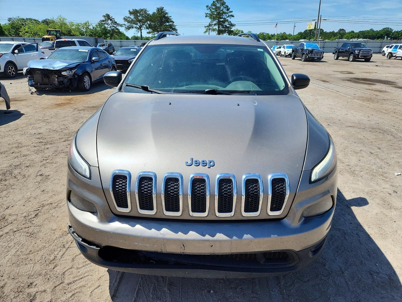 Jeep Cherokee Sport