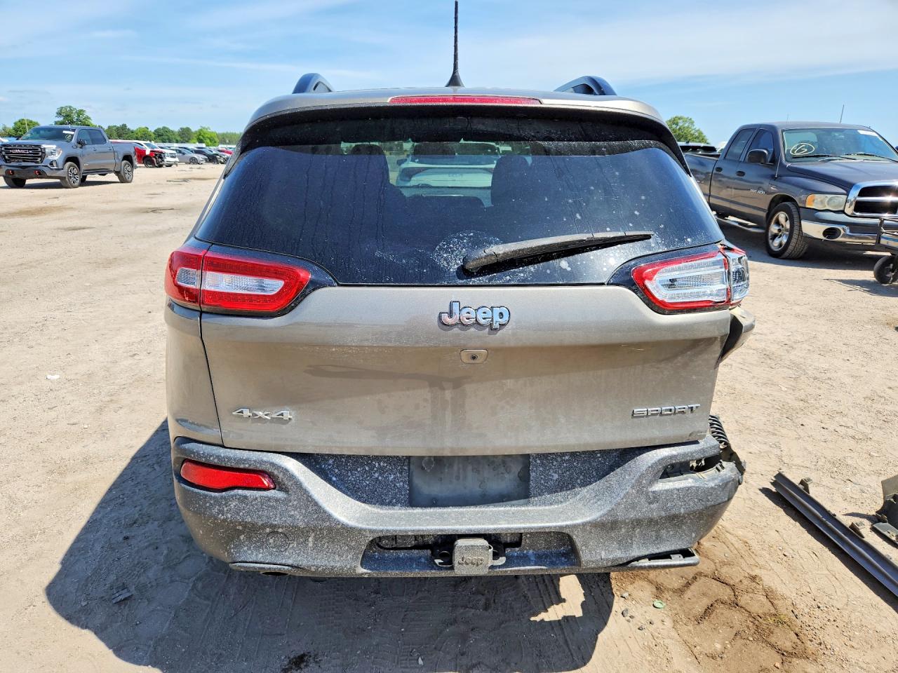 Jeep Cherokee Sport