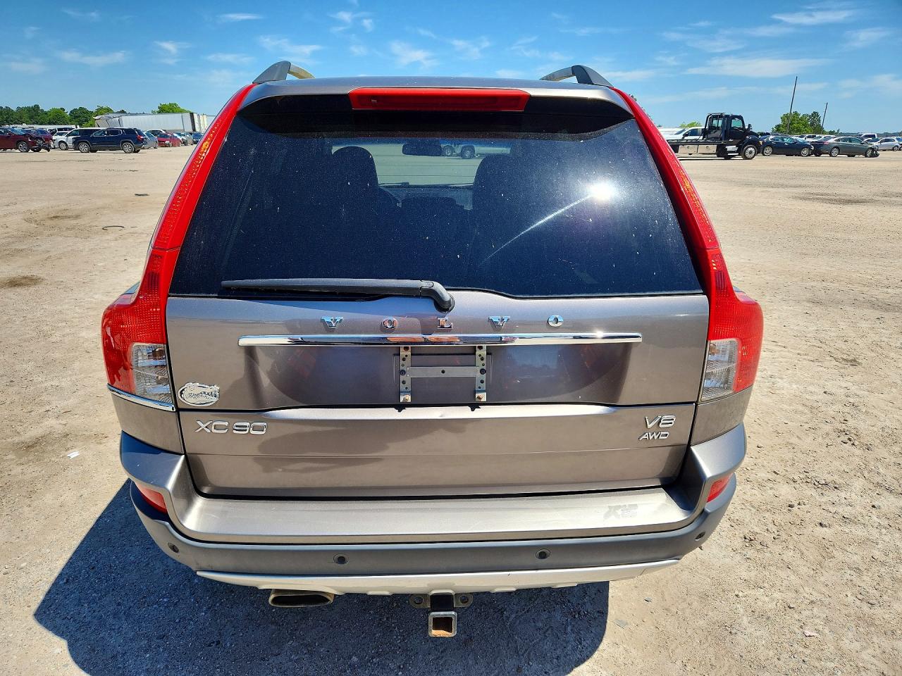 Volvo XC90 V8
