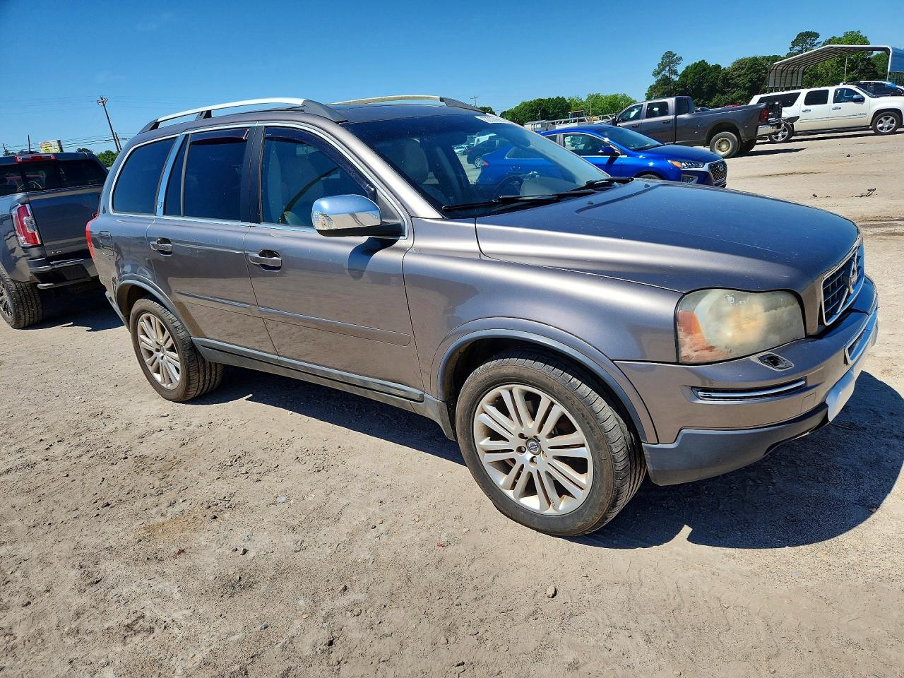 Volvo XC90 V8