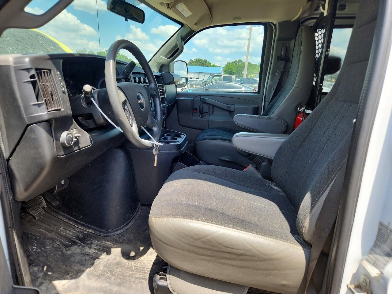 GMC Savana G2500