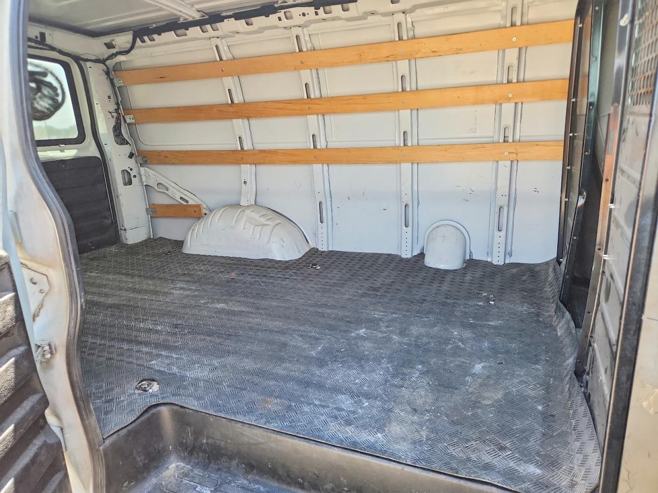 GMC Savana G2500