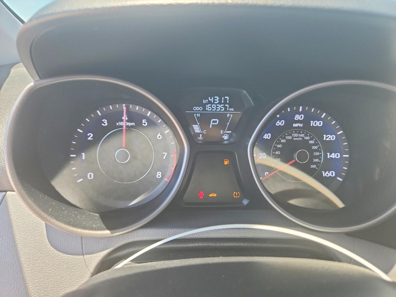 Hyundai ELANTRA Gls